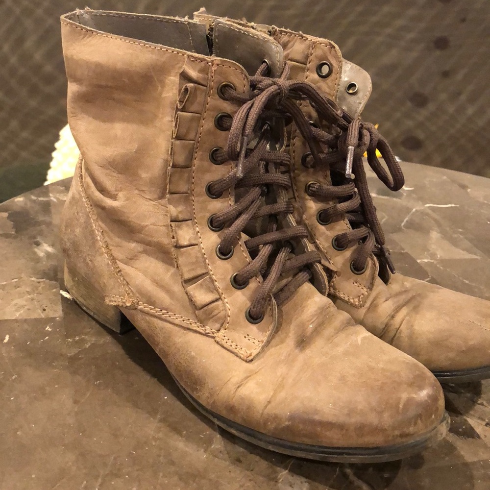 Betsey Johnson Boots